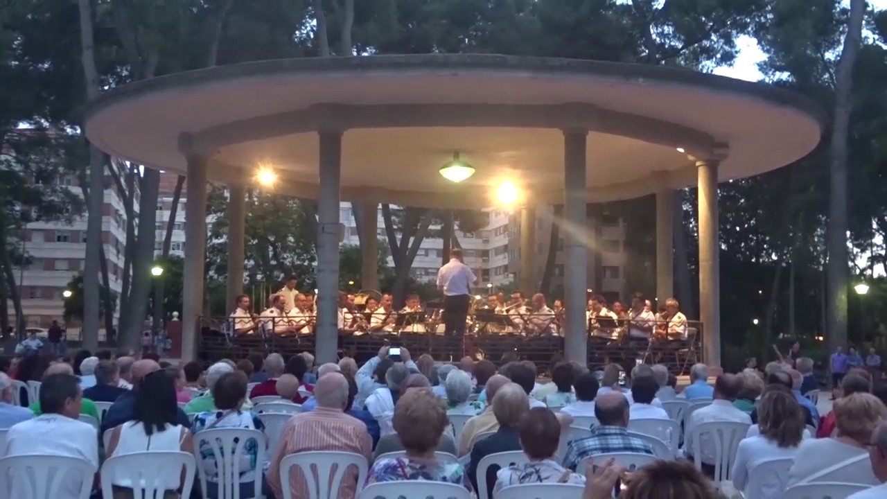 Banda Sinfónica Municipal de Albacete - HIMNO ALBACETE BALOMPIÉ A