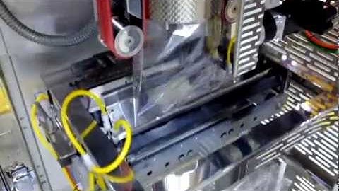 Novus Produce VFFS High Speed Bagger featuring Product Stager