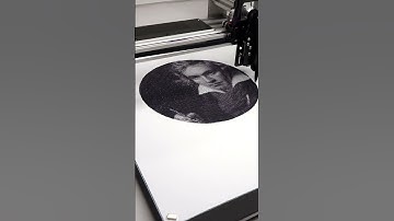 Pen plotter portrait using only a line: Ludwig van Beethoven #coding #lineart