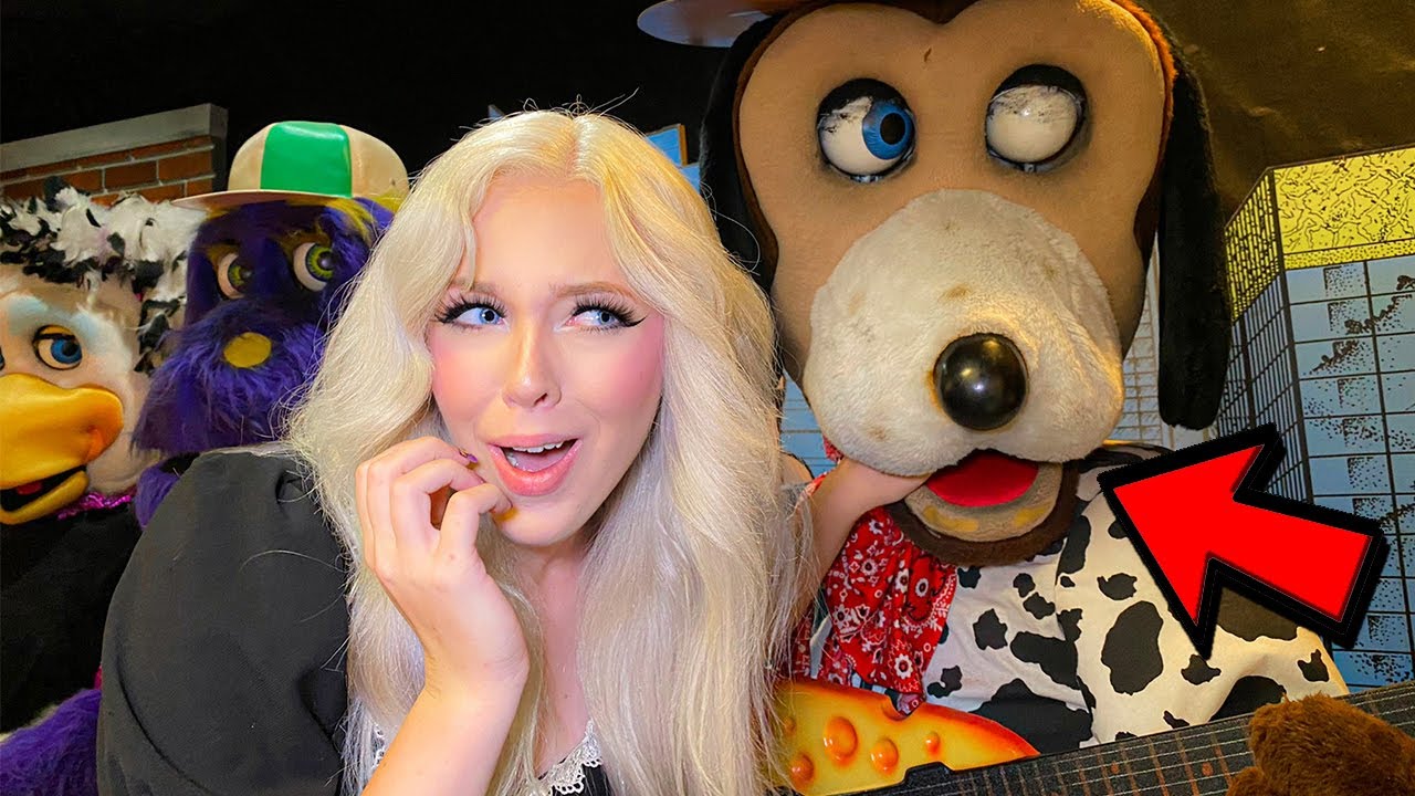 ATTACKED BY CHUCK E CHEESE ANIMATRONICS AT 3AM!!
