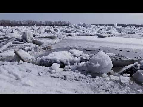 Река 'Томь'. Ледоход