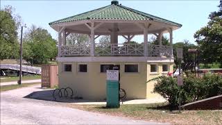 Salisbury Park and an attempt to visit the zoo and a dead mall