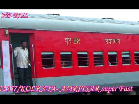 eric paschall 13122/GCT City - KOAA Express crossing 12357/ DURGIANA EXPRESS Kolkata - Amritsar Superfast Train