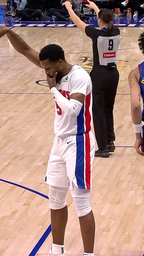 Malik with the 3 and a shimmy ??