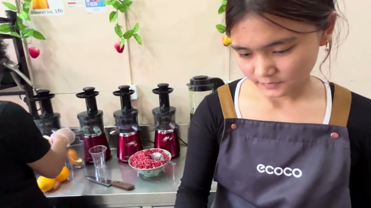 🇳🇵НЕПАЛЬСКАЯ СВАДЬБА Каждый веселится по своему ОСОБЕННО ЖЕНИХ