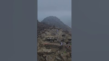 إن الله وملائكته يصلون على النبي - #سورة_الأحزاب