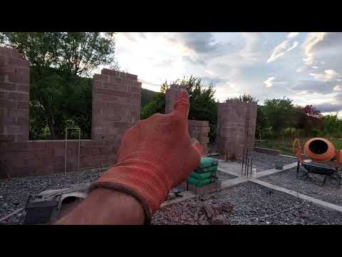 ვიდეო: წვრილმანი აგურის სახლი: პროექტები, მშენებლობა