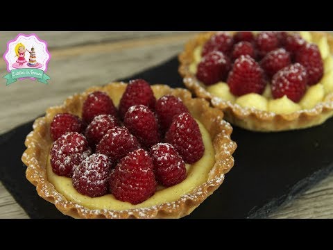 Vidéo: Comment Faire Une Tarte à La Banane Et Aux Framboises