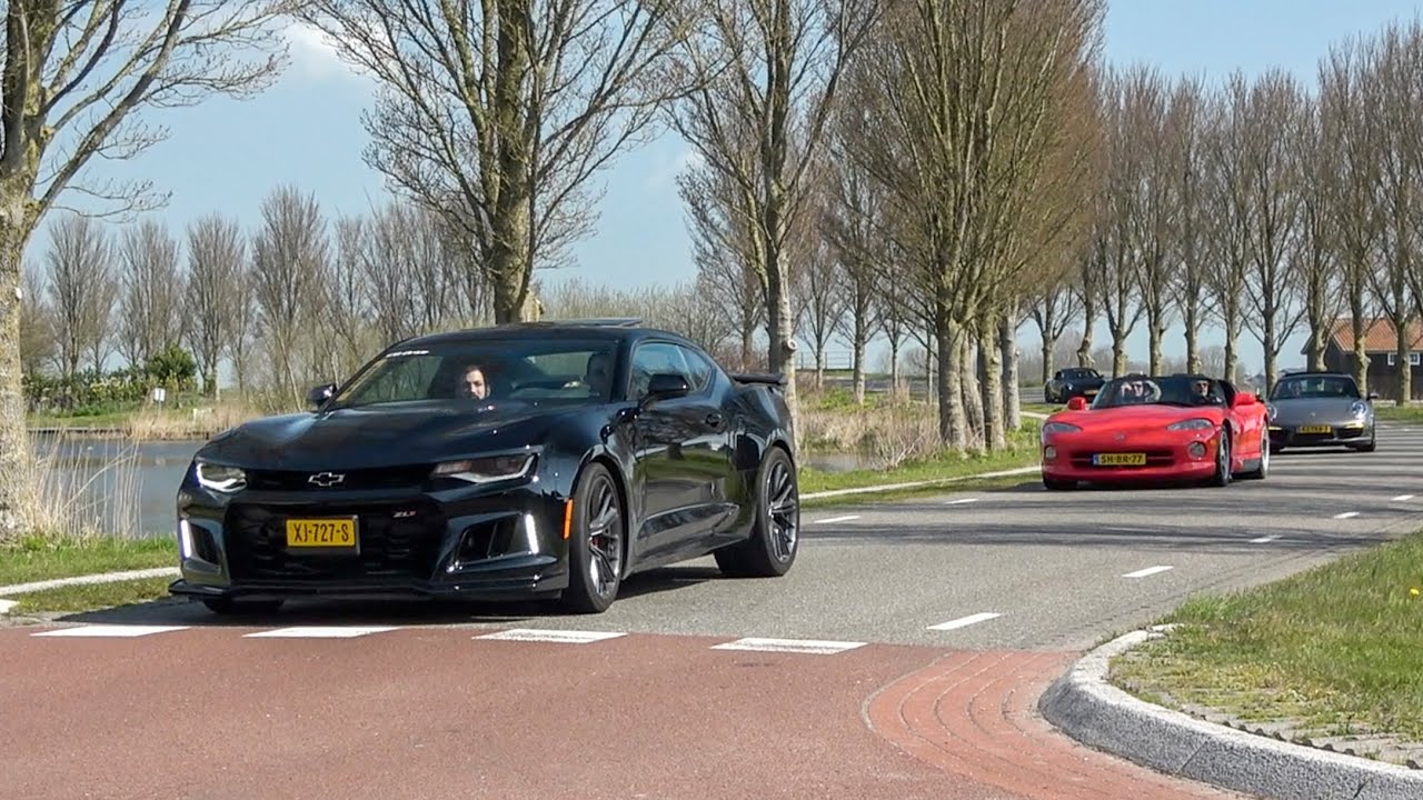 Dodge Viper GTS vs 700HP Camaro ZL1 at a Carmeet! Accelerations, Donuts,  Powerslides, LOUD Revs Etc! - YouTube