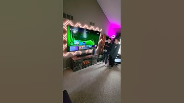 We are officially Xbox Series X Owners 🎮💚 WHAT SHOULD WE PLAY 1ST? #xbox #gaming #setup