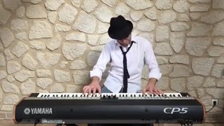 CHICAGO BLUES (solo blues piano) chords