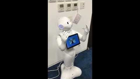 Lễ tân Robot đầu tiên có mặt tại FPT