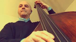 Video thumbnail of "In Walked Bud Bass Line Play Along Backing Track"