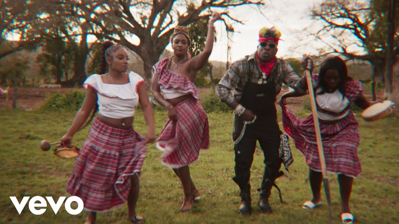 Elephant Man, Di Genius - Hold Him Gyal | Hill & Gully Riddim (Official Music Video)