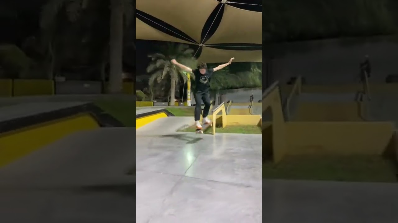 Skateboarding in the UAE Xpark by etisalat