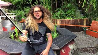Coheed and Cambria's Claudio Sanchez and his Gibson SG - DR Strings: My favorite Workhorse