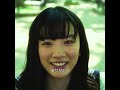 女の子が悪人にいじめられ、男の子が助けてくれた
