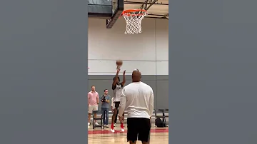 Scoot Henderson & Victor Wembanyama In the lab before they tip-off against each other | #Shorts