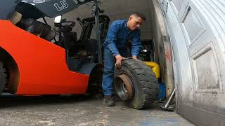 Reparación de frenos para montacargas Toyota 1.5 toneladas forklift