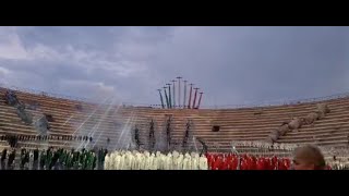 Le Frecce Tricolori abbracciano il cielo di Verona viste da Castel San Pietro