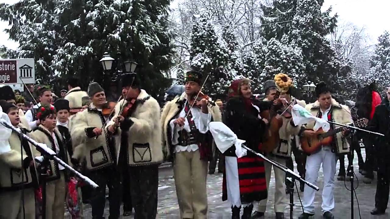 Datini si obiceiuri de iarna [4]