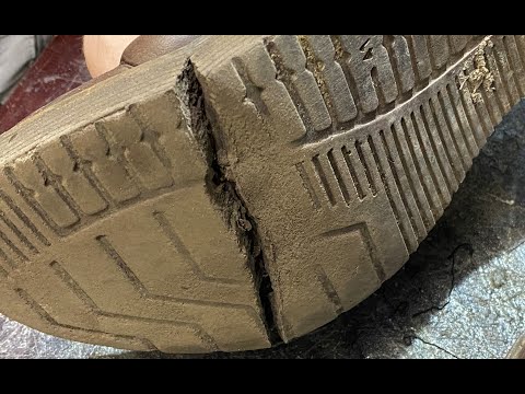 Видео: 3 способа чистки обуви Adidas