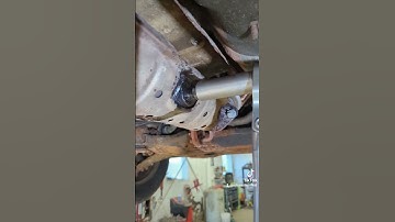 O2 sensor thread repair #automotive #techlife #lifestyle #mechanic #tips