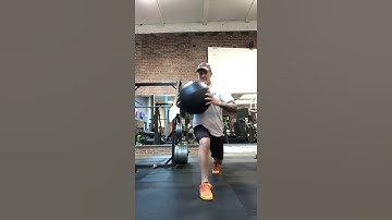 Forward lunge with medicine ball rotation