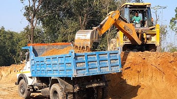 JCB Earth Movers Cutting Soil and Loading in Dump Truck - Dump Truck Carrying Soil - JCB Video 12
