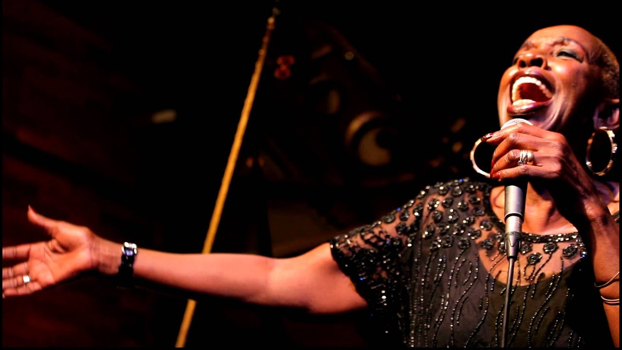 20121205 - Madeline Bell - Somewhere Over The Rainbow @ No Black Tie