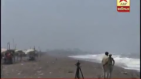 Entry prohibited of people at Navsari sea area due to Vayu cyclone