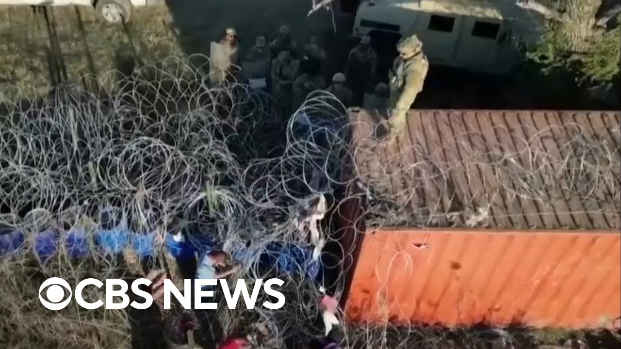 ⁣More razor wire installed along U.S.-Mexico border in Texas after court ruling