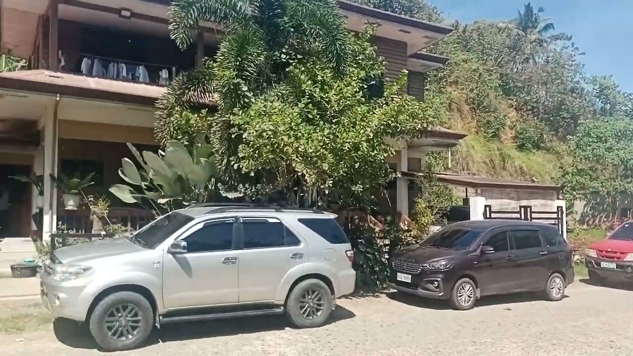 SALUG HOUSE ANCLE RALF EVANg