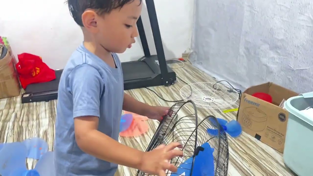 KIPAS ANGIN HEBOH by KAKA IJAN