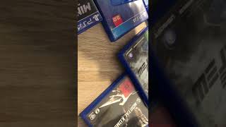 how to take a cd out of a ps4 box