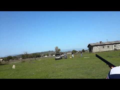 ჟაკანი სტენდზე