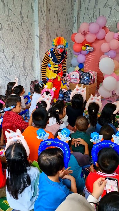 Badut Ulang Tahun Menghibur Anak anak #badutulangtahun #badutlucu #badutmc #badut