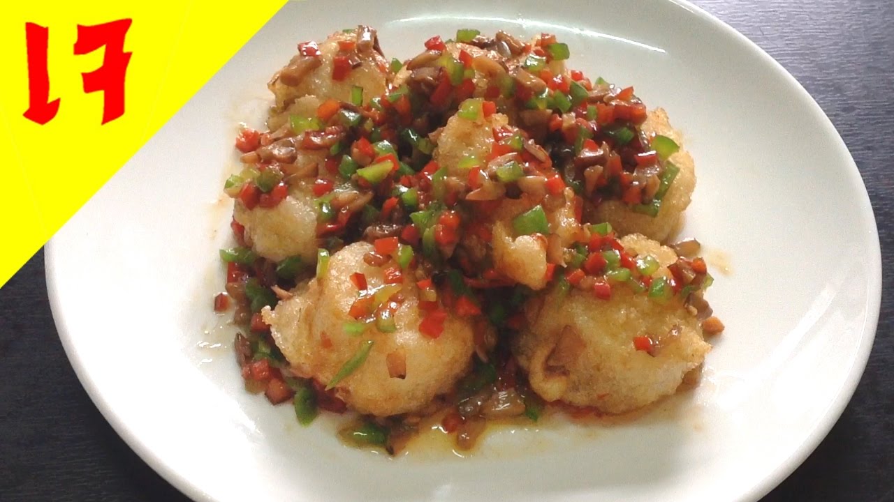 อาหารเจ เต้าหู้ผัดพริกเกลือ Tofu fried with chilies and salt