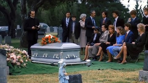Mandela Effect: Judge Not Lest Ye Be Judged Residue - A Nightmare On Elm Street 1984