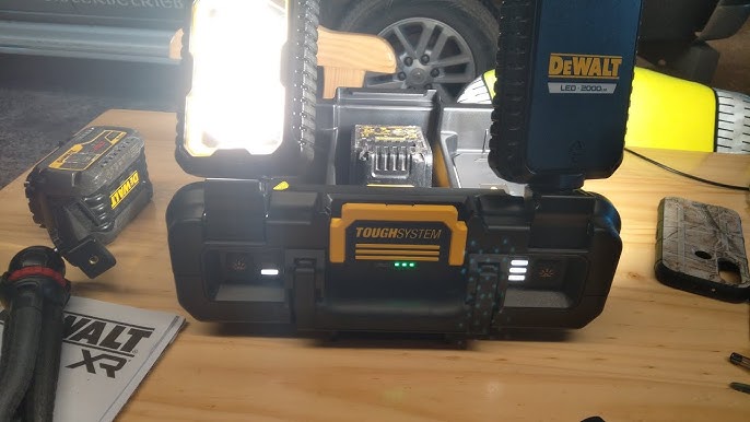 ToughSystem 2.0 Adjustable Work Light with Storage