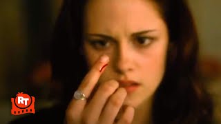 The Twilight Saga: New Moon (2009) - Paper Cut Scene | Movieclips Resimi