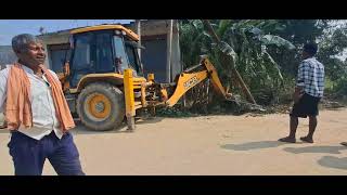 Skillful JCB Backhoe Operator-JCB Backhoe-Leveling Ground\Road