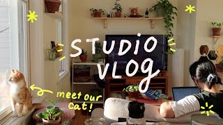 studio vlog 8 ✷ making clay pins, packing etsy orders, & we adopted a cat!!!!