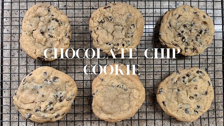 SOFT & CHEWY CHOCOLATE CHIP COOKIES! MUST TRY!