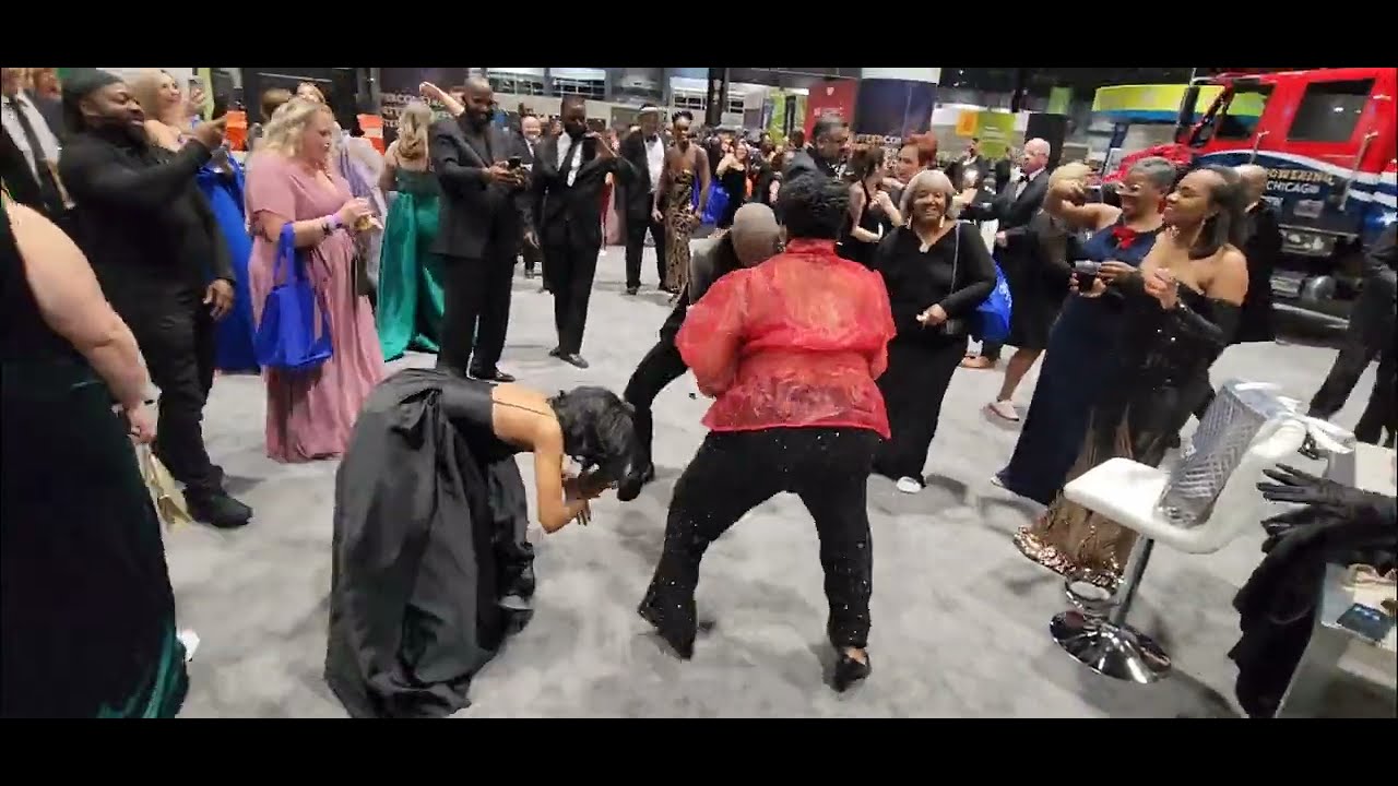 Chicago Auto Show First Look Gala It's Time for the Percolator