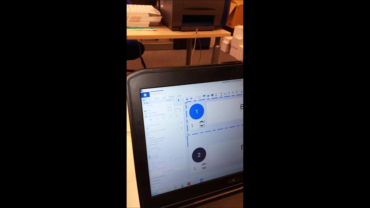 Принтер Brady BBP33. Печатать на термоусадке с двух сторон.