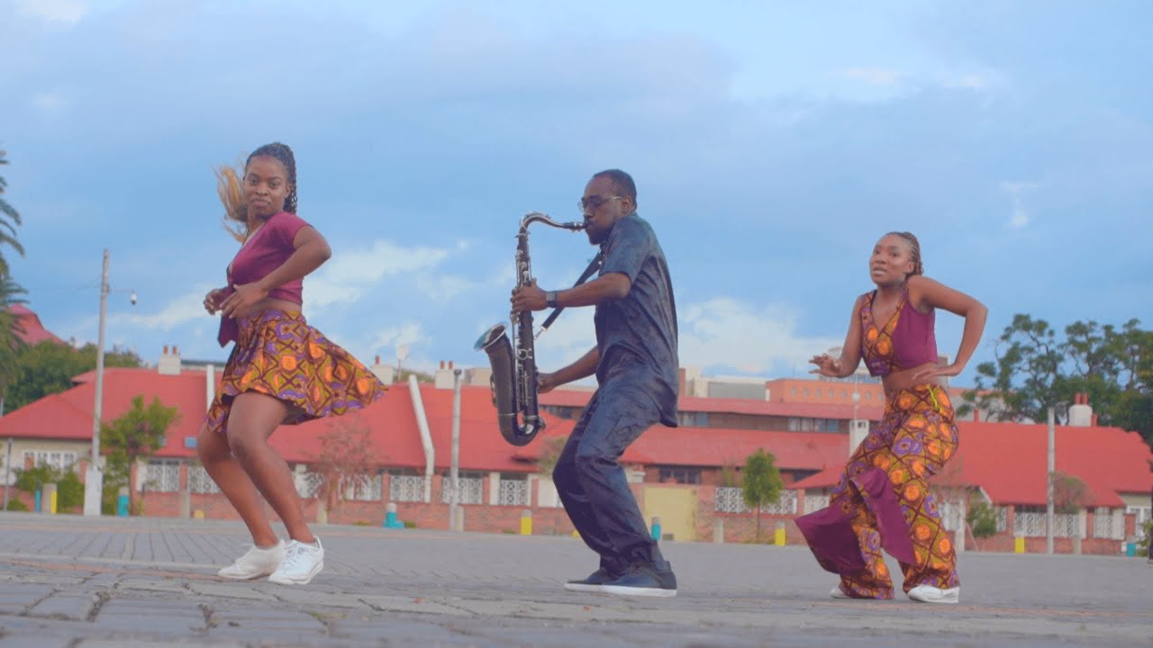 YABA - EKOW SAXX - YouTube