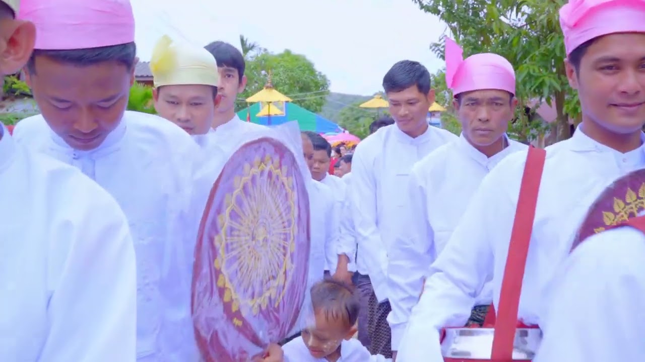 ဦးတင္သန္း+ဒေါ်သန်းဌေး မိသားစု အလှူတော်မင်္ဂလာ