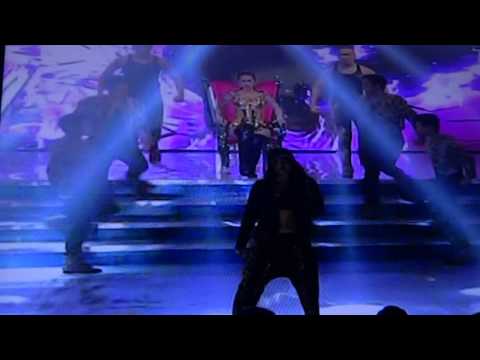 The 100 – Das Serienevent des Jahres bei maxdome from YouTube · Duration: 21 seconds The 100 – Das Serienevent des Jahres bei maxdome from YouTube · Duration: 21 seconds