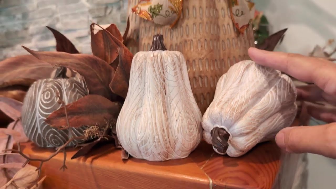 How to Decorate An Odd Shaped Mantel For Fall!